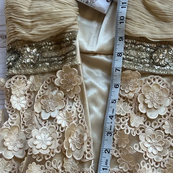 Sue Wong Strapless Champagne Floral Appliqué Cocktail Dress Women's size 12 - Picture 11 of 13